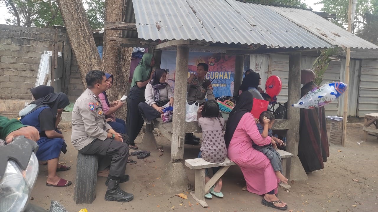 Jum'at Curhat di Kuranji Dalang Warga Sampaikan Keluhan, Polisi Beri Solusi