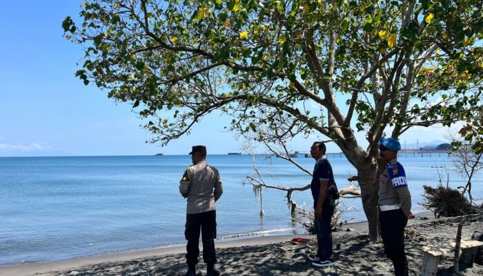 Polsek Gerung Awasi Keamanan di Pantai Induk: Tips Aman untuk Pengunjung