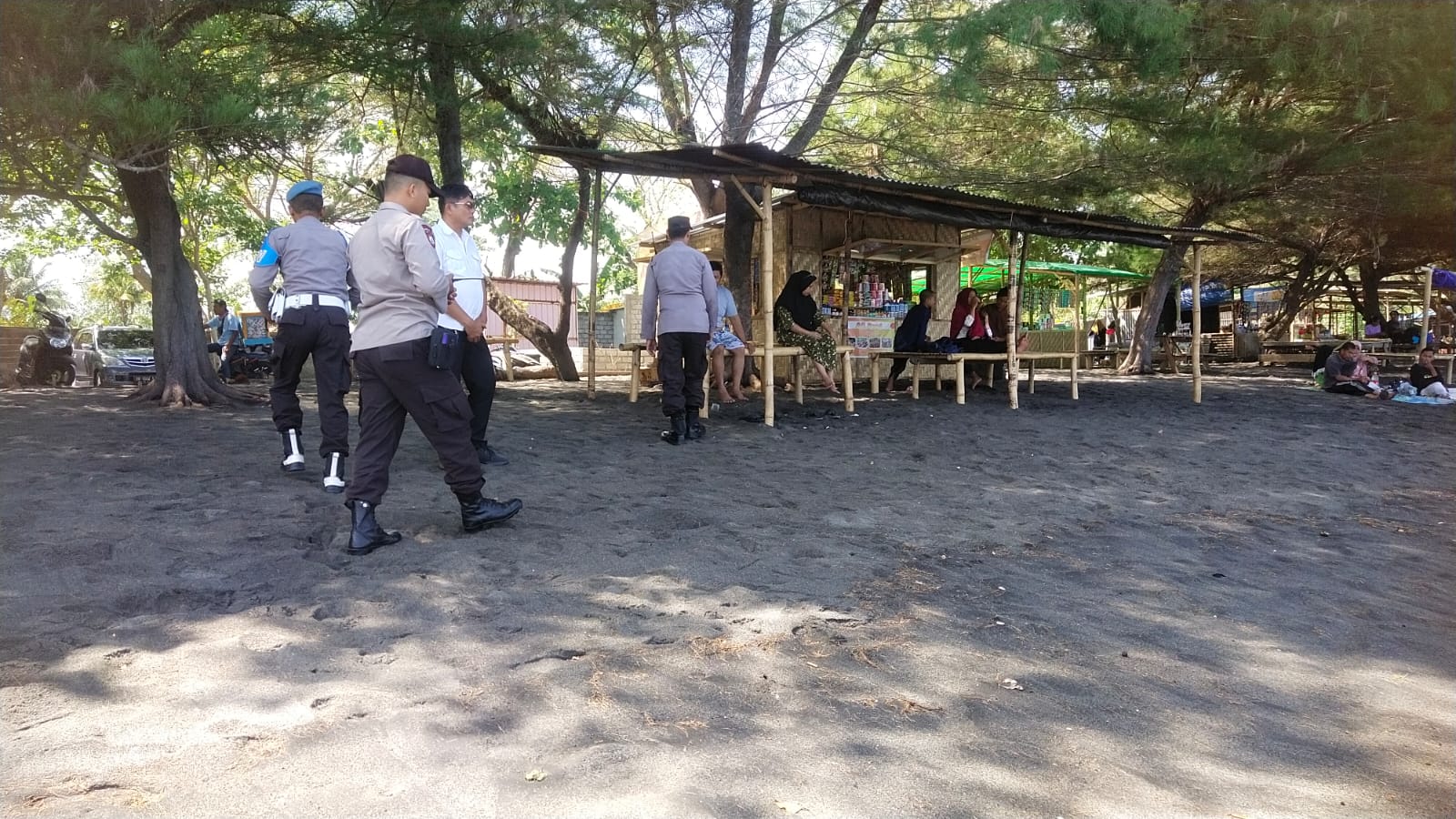 Rebo Bontong di Labuapi Tradisi Mandi Safar Meriah dan Aman