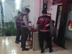 Polres Lombok Barat Pastikan Keamanan Pemilukada dengan Patroli Malam