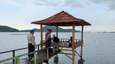 Polsek Sekotong Tingkatkan Keamanan Wisatawan dengan Patroli Rutin di Eko Wisata Mangrove