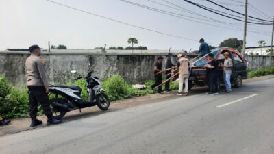 Lombok Barat Tertibkan APK, Polsek Labuapi Pastikan Pilkada Aman