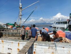 Polsek Kawasan Pelabuhan Laut Bima Laksanakan Patroli Rutin di Dermaga Pelabuhan