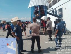 Polsek Kawasan Pelabuhan Laut Bima Amankan Embarkasi dan Debarkasi Kapal KM. AWU