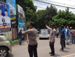 Satgas Kamseltibcar Lantas Polres Bima Kota Atur Lalu Lintas untuk Mengurai Kemacetan Saat Kampanye