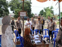Kapolres Bima Kota Mobile Pastikan Situasi Kondusif Saat Pungut Hitung Pilkada Serentak 2024