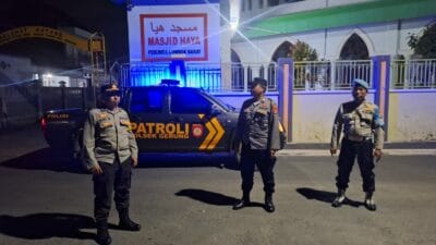 Malam di Gerung Lebih Terjaga Aksi Sigap Polisi Hadir di Tengah Masyarakat