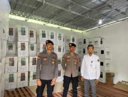 Personel OMP Rinjani 2024 Polres Bima Kota Amankan Kantor dan Logistik KPU Kota Bima