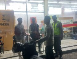 Anggota Jaga SPKT Polsek Jereweh Polres Sumbawa Barat Laksanakan Patroli Dialogis MANTAP