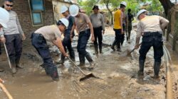 Sat Samapta Polres Dompu Gelar Bakti Sosial Untuk Korban Banjir di Kelurahan Potu