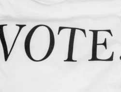 Pemilu Kepala Daerah: Menyambut Demokrasi yang Menyatukan dan Damai