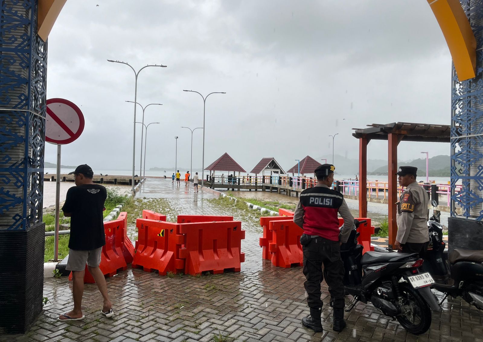 Dermaga Tawun Dijaga Ketat Liburan Aman di Sekotong