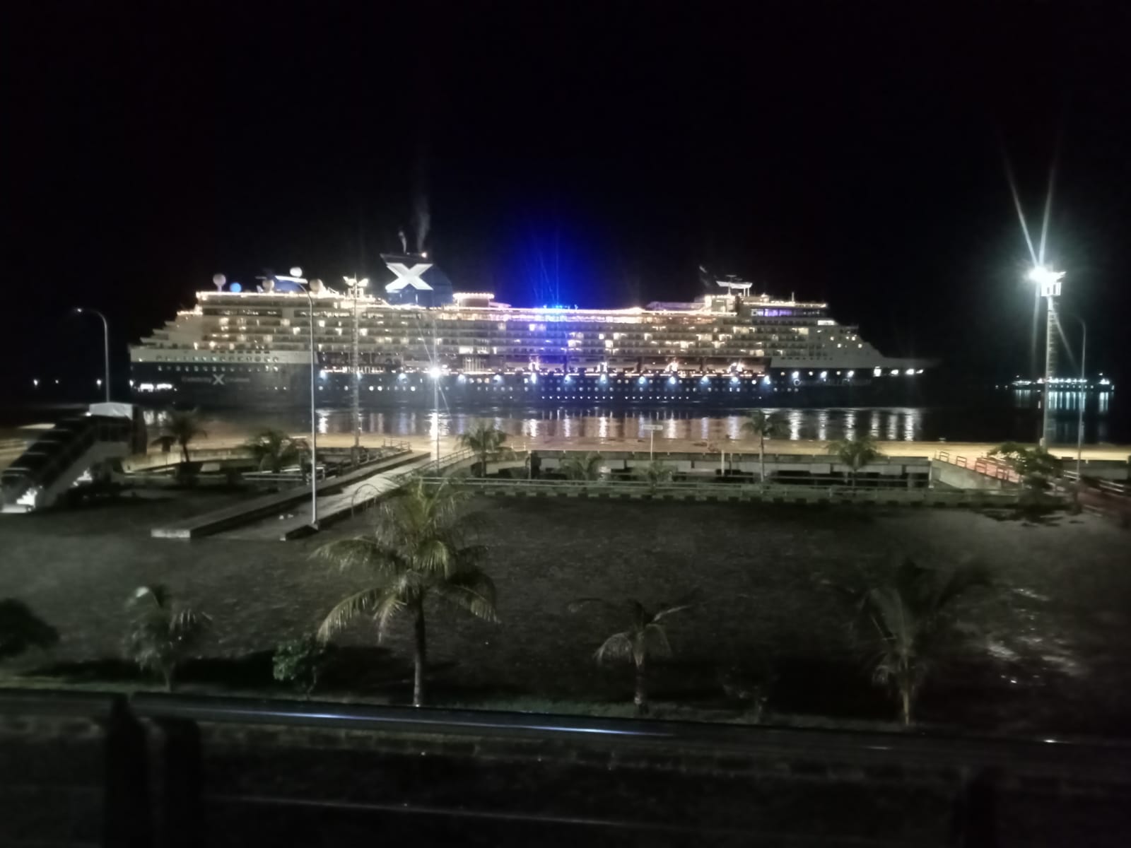 Ribuan Turis Internasional Kagumi Lombok Bersama Celebrity Millennium