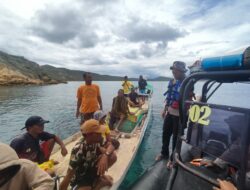 Personel Sat PolAirud Polres Bima Kota dan Direktorat PolAirud Polda NTB Lakukan Pencarian Warga Hilang di Perairan Sape