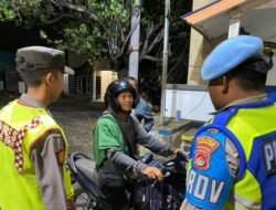 Antisipasi kerawanan libur panjang, Polsek Kawasan Pelabuhan Laut Tano tingkatkan Pengecekan Pengguna Jasa Pelabuhan penyeberangan