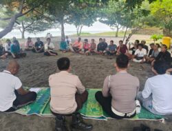 Sat lantas dan Sat Binmas Polres Lotara Pimpin Pemilihan Ketua Komunitas Ojek Patuh Genem