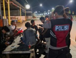 Patroli Sabhara Polres Sumbawa Barat Ajak Para Pemuda Hindari Kenakalan Remaja dan Tindakan Kekerasan