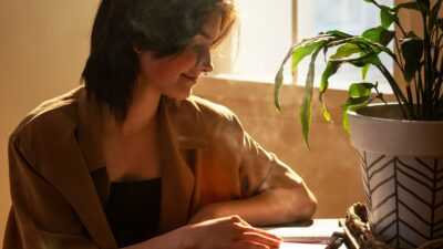 10 Kalimat yang Bisa Mengubah Hidup Saat Terpuruk!