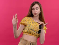 10 Nasehat Usang Ini Bikin Perempuan Gen Z Susah Sukses