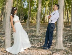 Inilah 12 Risiko Menikah dengan Pria yang Jauh Lebih Tua