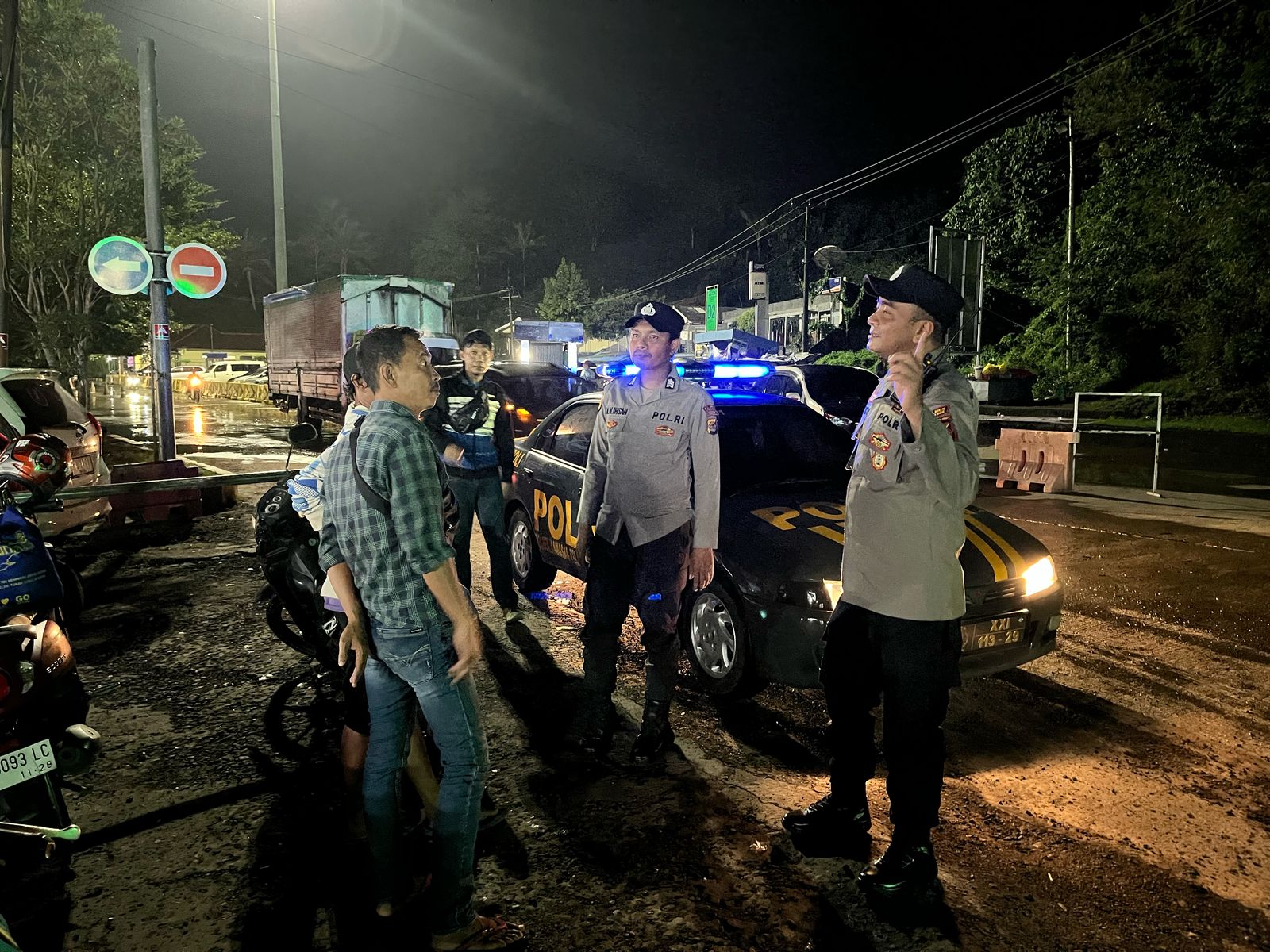 Ramadan Aman! Polisi Intensifkan Patroli Sahur di Pelabuhan Lembar