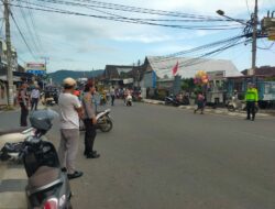 Personel Polres Sumbawa Barat Gelar Strong Point Saat Ngabuburit/Jelang Buka Puasa