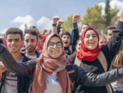 7 Kebiasaan Bikin Semua Orang Terpikat Padamu!