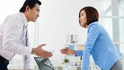 10 Kata Ini Bikin Omonganmu Kelihatan Kelas Atas!