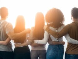 Sahabat Sejati Itu Langka! Ini 7 Cara Menjadi Salah Satunya