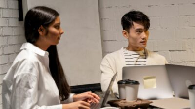 Gaya Kerja Kekinian: Inovasi atau Perbudakan Baru?