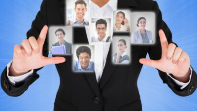 Pilih Karir? 7 Pekerjaan Fresh Graduate Paling Dicari!