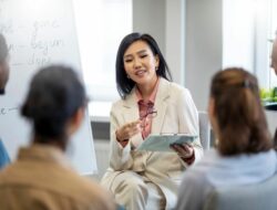 Pemimpin Sejati Tak Perlu Banyak Bicara, Ini 9 Rahasianya!