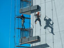 Pekerjaan Paling Berbahaya di Dunia, Dengan Gaji Menjerit