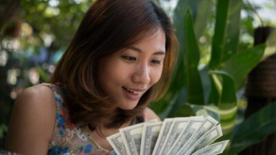 Ternyata Begini Cara Kelas Atas Bikin Duit, Bukan Cuma Gaji!