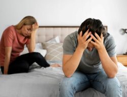 Dihantui Keraguan? Gaslighting Mengintai Hubunganmu!