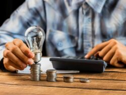 Tagihan Listrik Bengkak? Coba 7 Trik Ini, Dijamin Hemat!