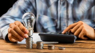 Tagihan Listrik Bengkak? Coba 7 Trik Ini, Dijamin Hemat!