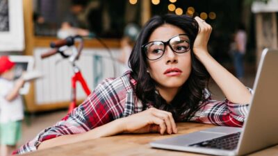 Benarkah Gen Z Paling Stres? Bukti Ini Akan Membuka Matamu!