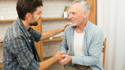 20 Hal Ini Bikin Orang Tua Menyesal: Kamu Juga?