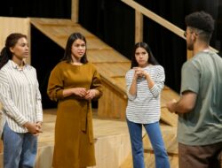 Percakapan Canggung? Lakukan Ini Agar Obrolan Jadi Seru!