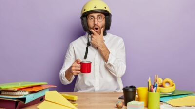 12 Kebiasaan Aneh Ini Ternyata Tanda Kamu Jenius!