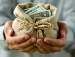 Gratifikasi: Hadiah atau Korupsi Terselubung?