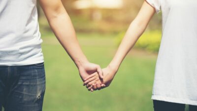 Hubungan Sehat Itu Nggak Ribet, Tapi Banyak yang Gagal?