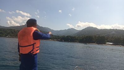 Polairud Polres Lombok Barat Intensifkan Patroli Pengamanan Lebaran Ketupat di Pantai Senggigi