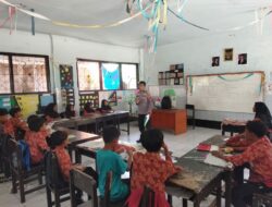Pendidikan Anti-Narkoba Sejak Dini: Polsek Labuapi Datangi SDN Karang Bongkot