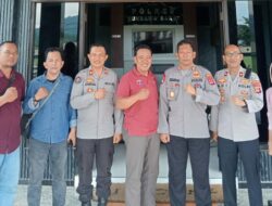 Kapolres Sumbawa Barat Terima Kunjungan Silaturahmi Pemred Buser Bhayangkara 74