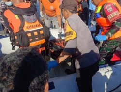 Polsek Sekongkang Bersama Tim Basarnas, Rescue PT AMNT, dan Masyarakat Evakuasi Korban Terseret Ombak di Pantai Buatin, Talonang Baru