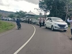 Polsek Wera Laksanakan Pengamanan dan Pengawalan Rombongan Jamaah Haji Kecamatan Wera Tahun 2025