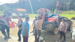 Polres Pegunungan Arfak Salurkan Bantuan Sembako kepada Warga Terdampak Longsor di Kampung Jim