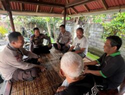 Cegah Narkoba dan Hoaks, Polisi Sambangi Warga Lombok Barat